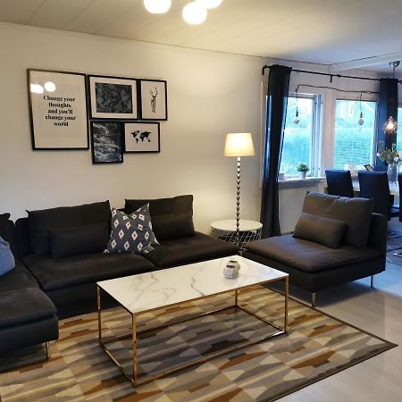 The White And Black House Villa Kalix Exterior foto